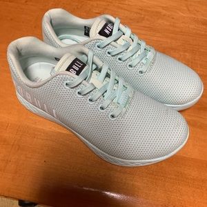 Women’s Size 6.5 NOBULL Mint Color Training Shoes